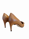 SR1 075 Macadamia Heels