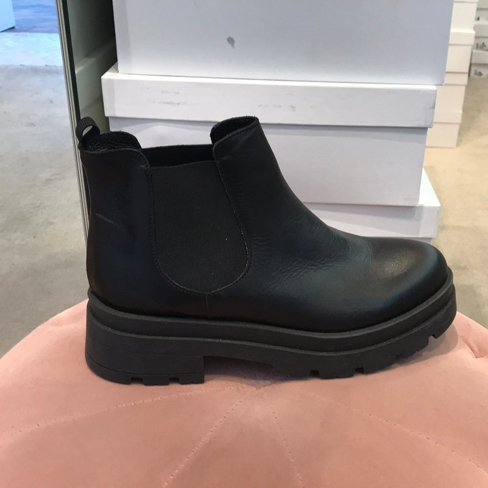 Ella black ankle boot - Liberty Shoes Australia - Liberty Shoes Australia